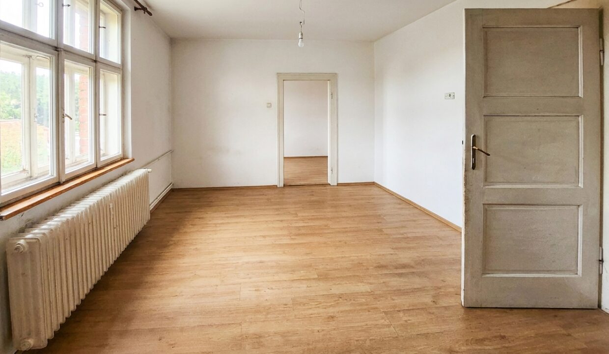 interior-viz-1786425566036