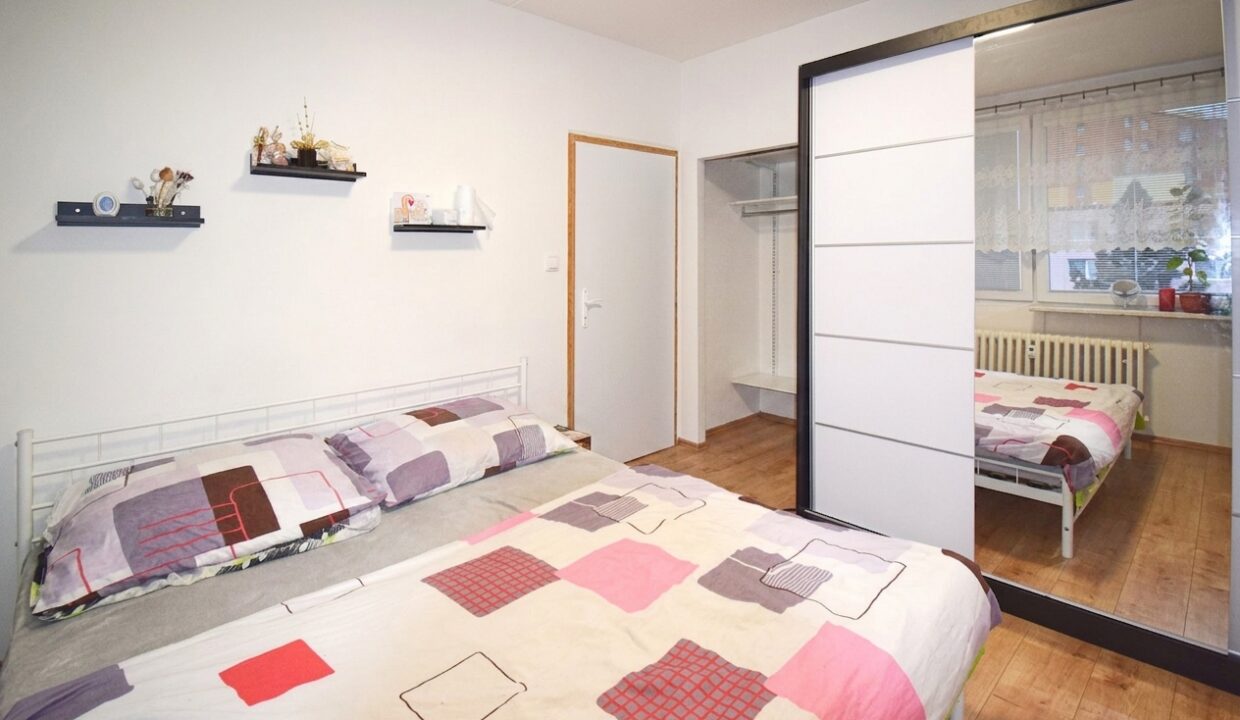 interior-viz-1787151859495