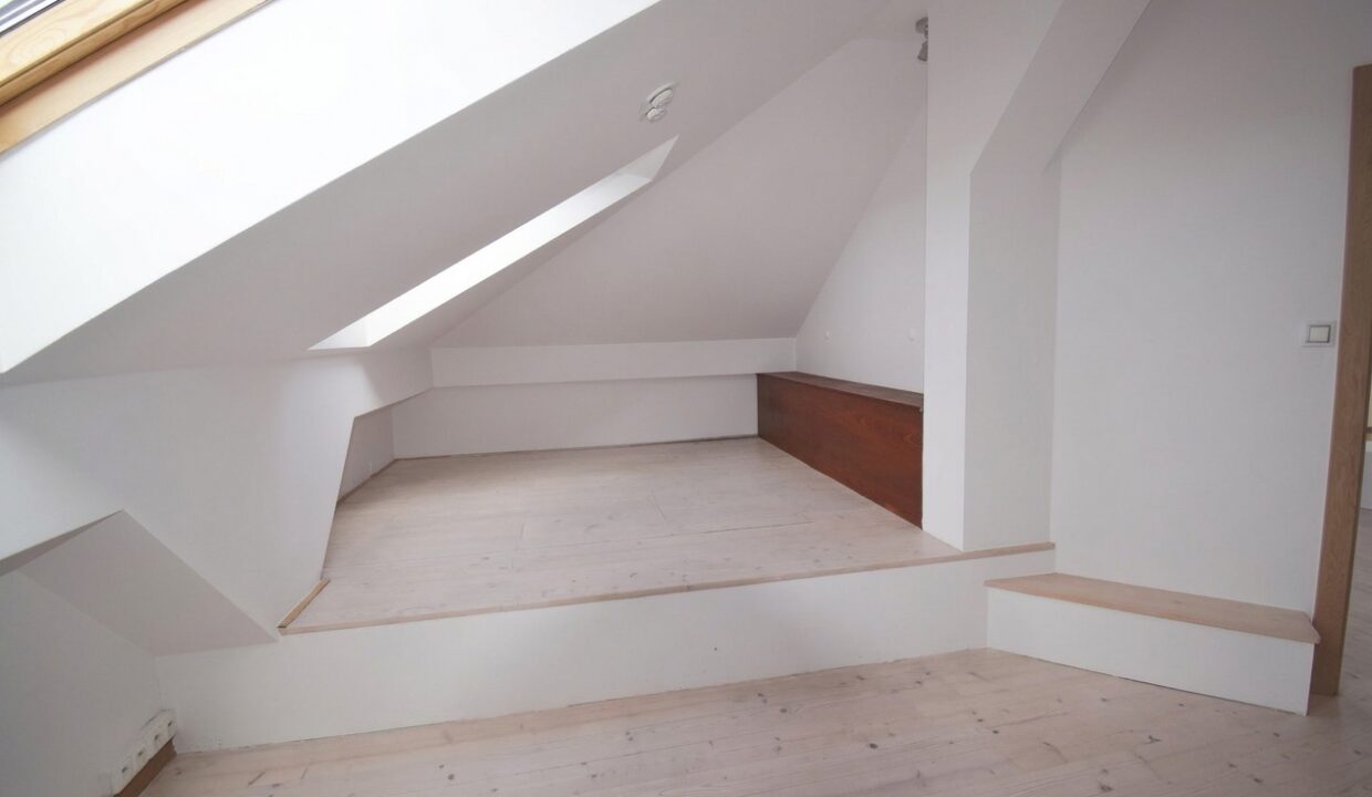 interior-viz-1791899212813