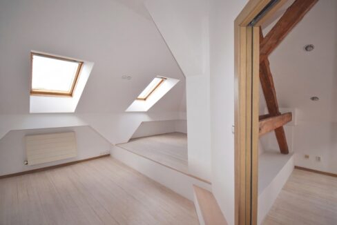 interior-viz-1791900305039